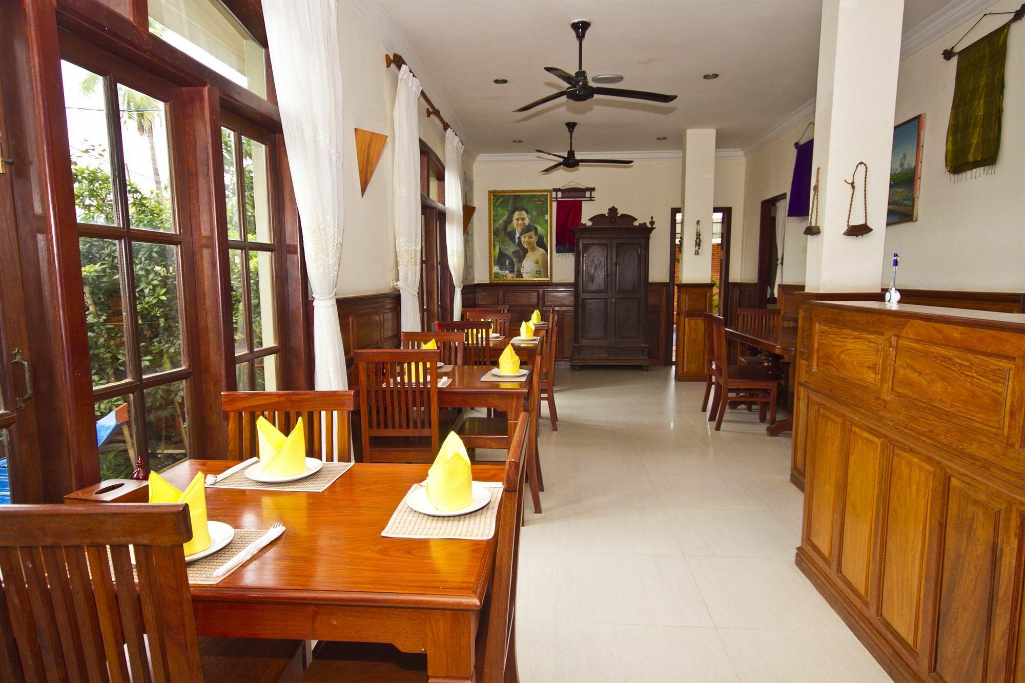 Shadow Angkor Villa Siem Reap Restaurant photo
