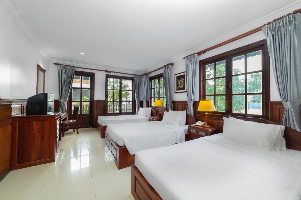 Shadow Angkor Villa Siem Reap Exterior photo